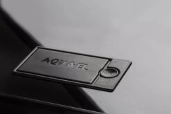 AQUAEL Glossy 100 Noir Laqué Aquarium 100 Cm, Volume 215 L Et éclairage Leds 19 AQUAEL Glossy 100 Noir Laqué Aquarium 100 Cm, Volume 215 L Et éclairage Leds -Poissons Aquariums Magasin 112648 112933 112934 glossy black live 2 582