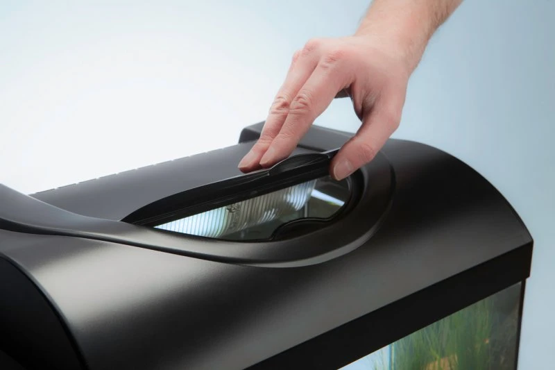 AQUAVIE StartUp 80B LED Noir Aquarium 112 L Avec Vitre Avant Bombé, Tout équipé, 80 X 35 X 40 Cm 5 AQUAVIE StartUp 80B LED Noir Aquarium 112 L Avec Vitre Avant Bombé, Tout équipé, 80 X 35 X 40 Cm – Image 3